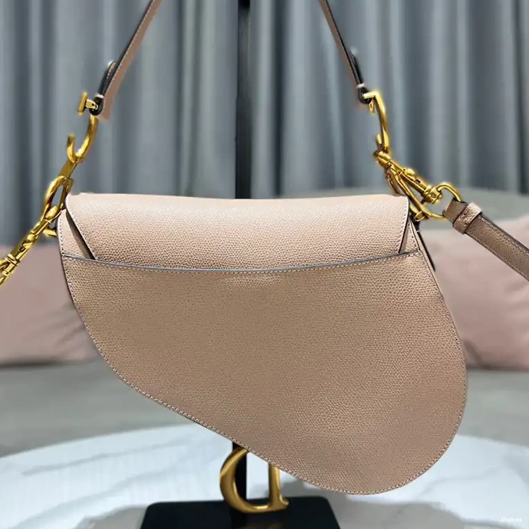 2305HT0016 Bag Dio 0820